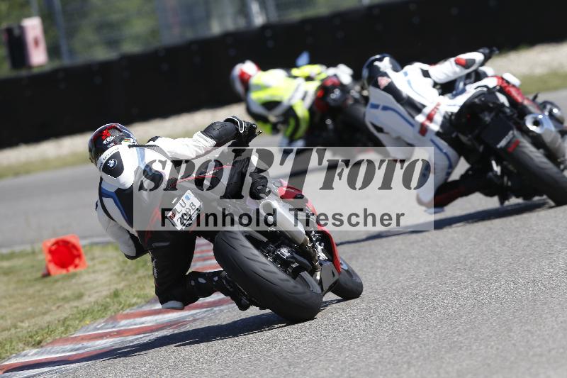 Archiv-2025/16 16.05.2025 PROMAX ADR/Gruppe gruen/unklar